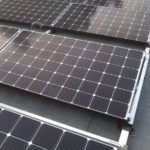 Deze zonnepanelen zijn in opdracht van Albreco geplaatst voor de klant. Met zonnepanelen kunt u stroom opwekken en deze gebruiken voor uw warmtepompinstallatie.